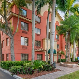 Best Western Plus Palm Beach Gardens Hotel & Suites And Conference Ct Exterior photo