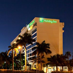 Holiday Inn Miami West - Airport Area Hialeah Gardens Exterior photo