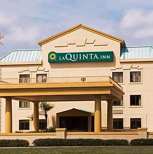 La Quinta Inn By Wyndham Tampa Near Busch Gardens Exterior photo