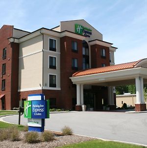 Holiday Inn Express Hotel & Suites Rockingham Exterior photo