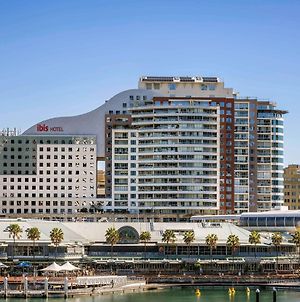 Ibis Sydney Darling Harbour Hotel Exterior photo