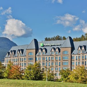 Holiday Inn Hotel And Suites North Vancouver Exterior photo