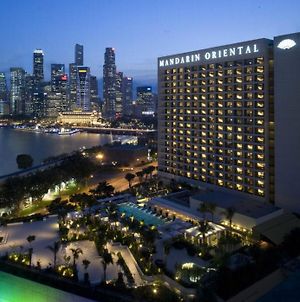 Mandarin Oriental, Singapore Hotel Exterior photo