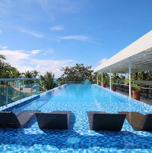 Estacio Uno Hotel Boracay Island Exterior photo