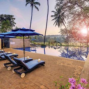 Novotel Goa Resort And Spa Exterior photo