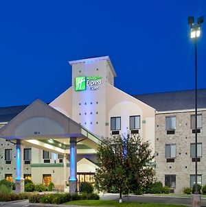 Holiday Inn Express Hotel & Suites Elkhart-South, An Ihg Hotel Exterior photo