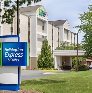 Holiday Inn Express And Suites Germantown, An Ihg Hotel Exterior photo