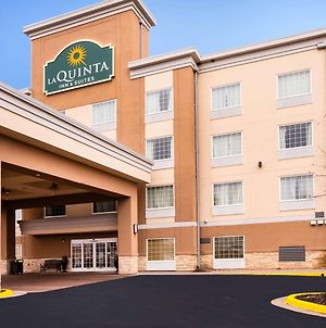 La Quinta Inn & Suites By Wyndham Rochester Mayo Clinic S Exterior photo