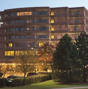 Doubletree Suites By Hilton & Conference Center Chicago Downers Grove Exterior photo
