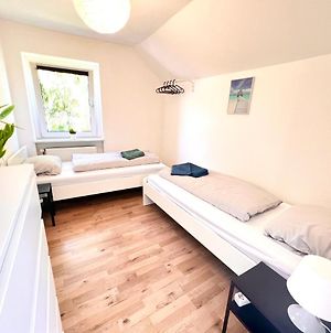 3 Zimmer Appartment, 3 Betten Und Schlafcouch, Zentral Hagen Sud, 4 Min Zur A45, Kostenlos Parken Exterior photo