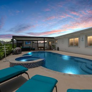 Paradise In Miami 5Br 12Guest Heated Pool&Jacuzzi Villa Hialeah Exterior photo