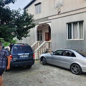 Giga Villa Batumi Exterior photo
