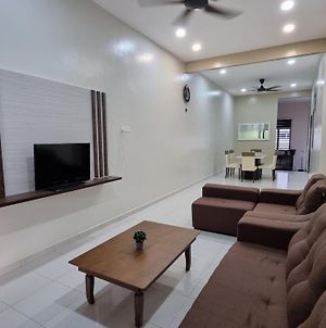 Kuantan Staycation By Gaura Venture Exterior photo