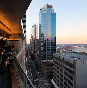 The Charter Seattle, Curio Collection By Hilton Hotel Exterior photo