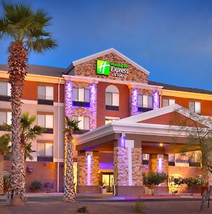 Holiday Inn Express Hotel & Suites El Paso I-10 East Exterior photo