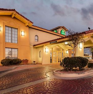 La Quinta Inn By Wyndham El Paso East Lomaland Exterior photo