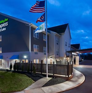 Holiday Inn Express And Suites Columbus Airport East Exterior photo