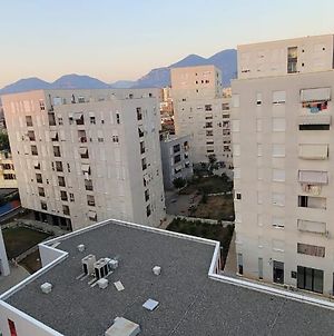 Leo - Luxury Apartment Tirana Exterior photo