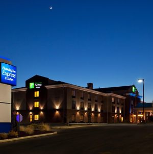 Holiday Inn Express & Suites Athens Exterior photo