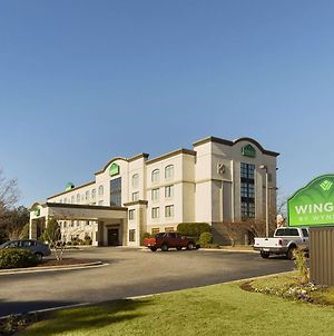 Wingate By Wyndham Fayetteville/Fort Bragg Hotel Exterior photo