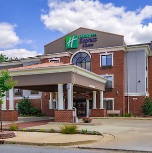 Holiday Inn Express & Suites South Bend - Notre Dame Univ. Exterior photo