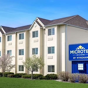 Microtel Inn & Suites By Wyndham Mankato Exterior photo