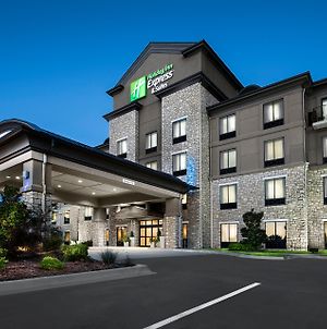 Holiday Inn Express Hotel & Suites Conway Exterior photo