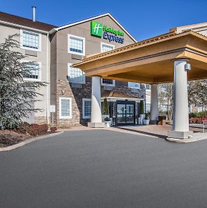 Holiday Inn Express & Suites Alcoa Exterior photo