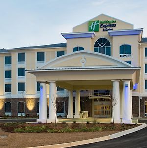 Holiday Inn Express & Suites Aiken Exterior photo