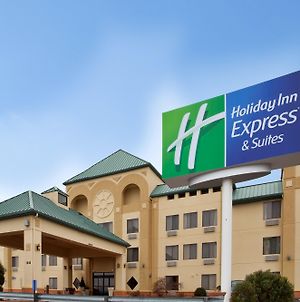 Holiday Inn Express & Suites St. Louis West - Fenton Exterior photo
