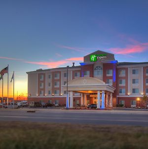 Holiday Inn Express Hotel & Suites Elk City Exterior photo