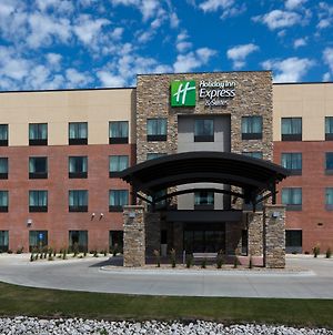 Holiday Inn Express & Suites Fort Dodge, An Ihg Hotel Exterior photo