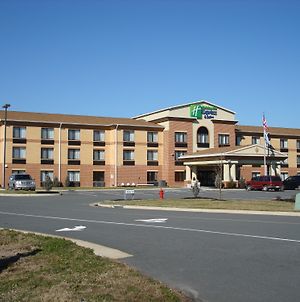 Holiday Inn Express & Suites Exmore - Eastern Shore Exterior photo