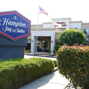 Hampton Inn & Suites Red Bluff Exterior photo
