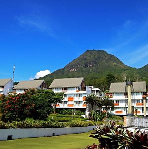 Amartahills Hotel And Resort Batu  Exterior photo