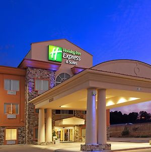 Holiday Inn Express Hotel & Suites Marshall, An Ihg Hotel Exterior photo
