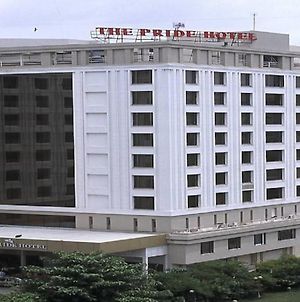 Pride Plaza Hotel Ahmedabad Exterior photo