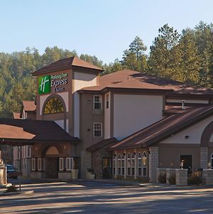 Holiday Inn Express & Suites Mt Rushmore/Keystone Exterior photo