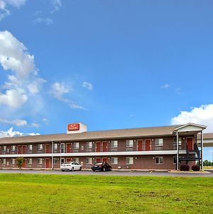 Econo Lodge Inn & Suites Searcy Exterior photo