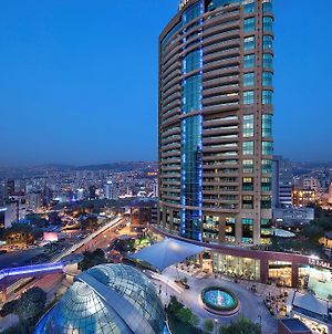 Hilton Beirut Habtoor Grand Hotel Exterior photo