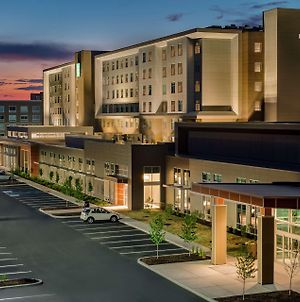 Embassy Suites By Hilton Indianapolis Noblesville, Exterior photo