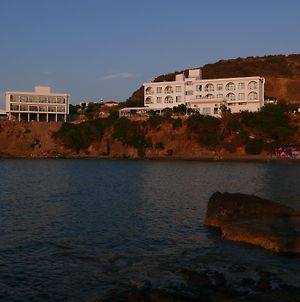 E.J. Pyrgos Bay Hotel Exterior photo
