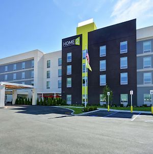 Home2 Suites By Hilton Queensbury Glens Falls Exterior photo