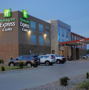 Holiday Inn Express & Suites - Columbia City, An Ihg Hotel Exterior photo