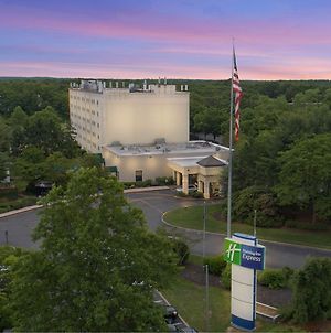 Holiday Inn Express Stony Brook Centereach Exterior photo