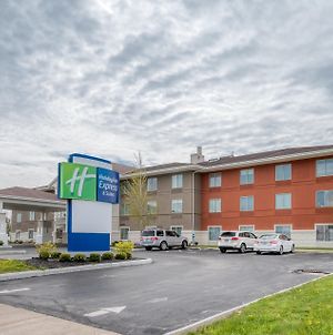 Holiday Inn Express Hotel & Suites Greenville Exterior photo