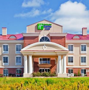 Holiday Inn Express Hotel & Suites Magee Exterior photo
