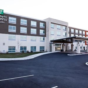 Holiday Inn Express & Suites Gettysburg Exterior photo