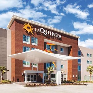 La Quinta By Wyndham Baton Rouge - Port Allen Hotel Exterior photo