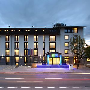 Holiday Inn Express - Ljubljana, An Ihg Hotel Exterior photo
